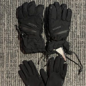 Burton Womens Gore-Tex Gloves with Liners